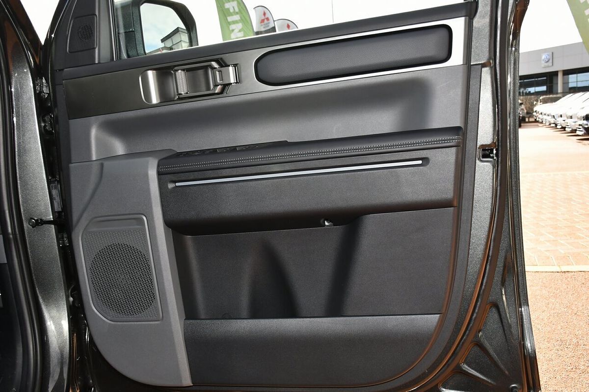 2025 Kia Tasman SX TK 4X4