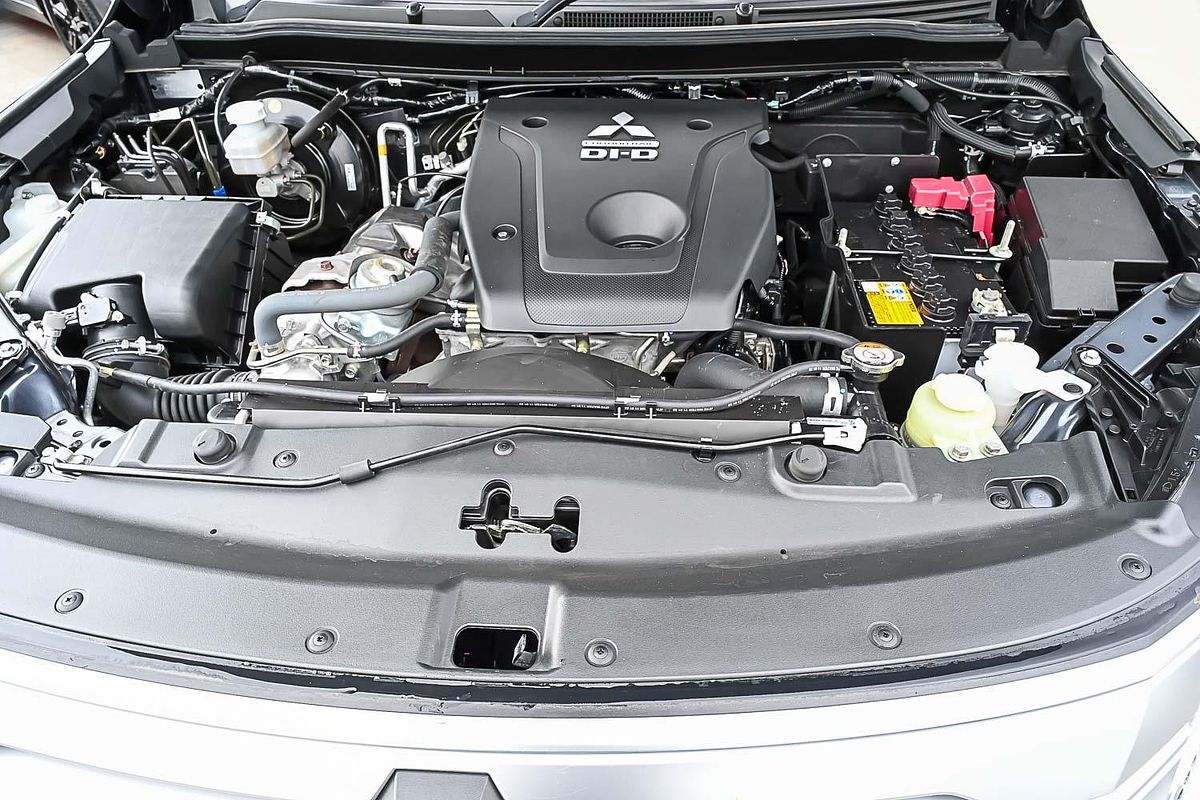 2022 Mitsubishi Pajero Sport Exceed QF