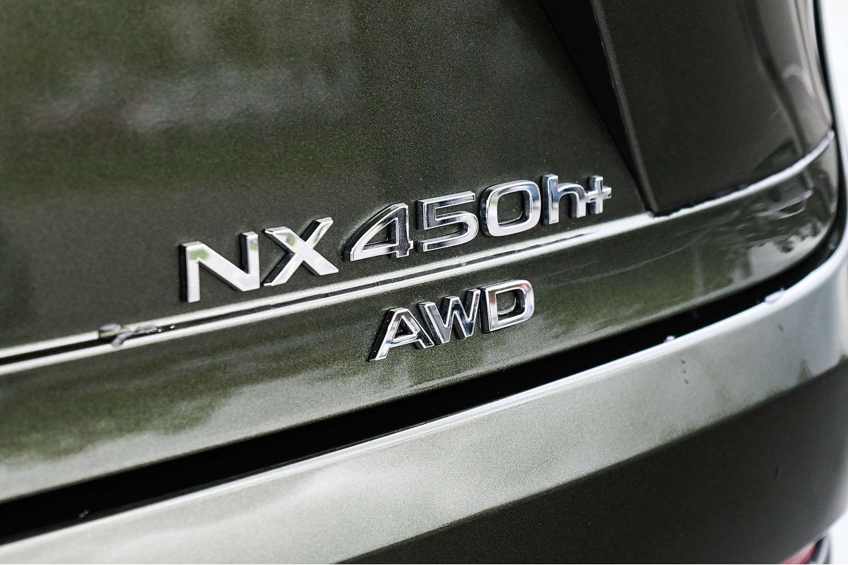 2025 Lexus NX NX450h+ Luxury AAZH26R