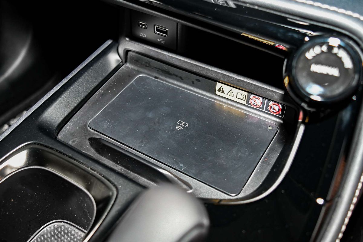 2025 Lexus NX NX450h+ Luxury AAZH26R