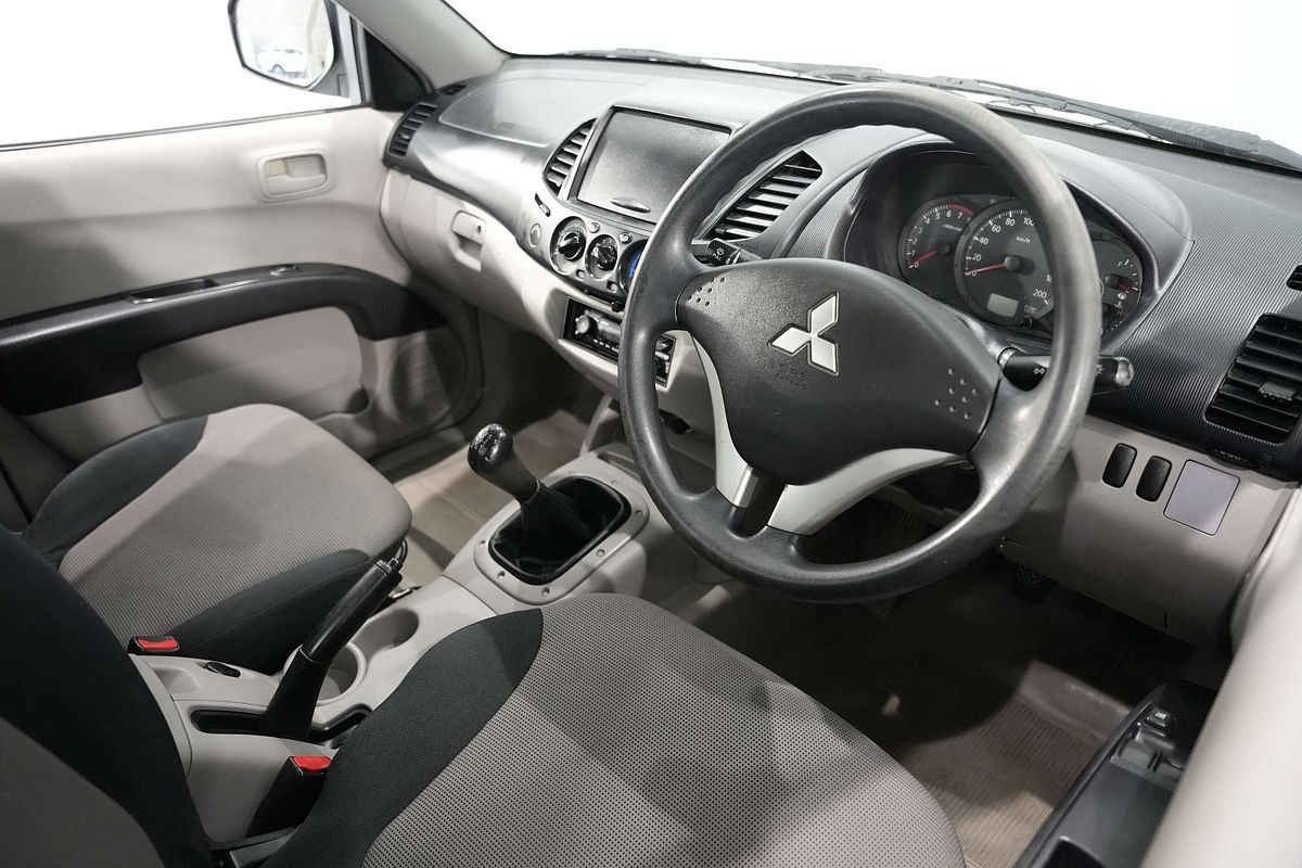 2012 Mitsubishi Triton GL MN Rear Wheel Drive