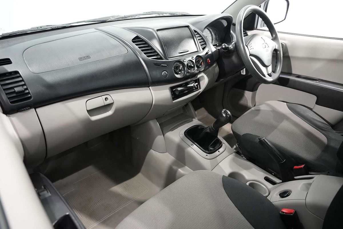 2012 Mitsubishi Triton GL MN Rear Wheel Drive