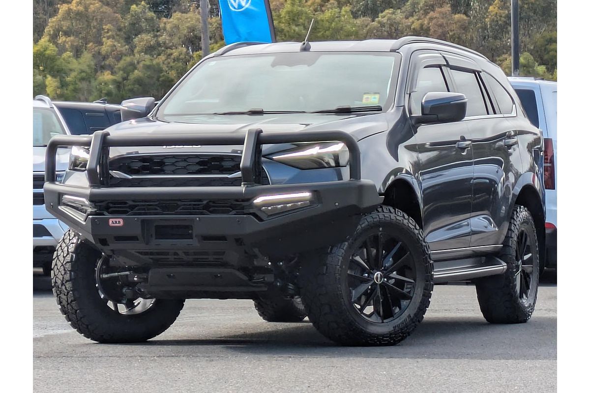 2025 Isuzu MU-X LS-U