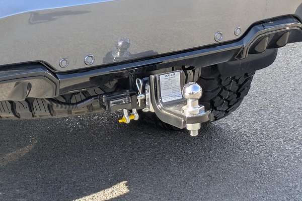 2025 Isuzu MU-X LS-U