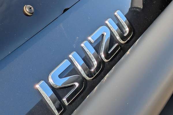 2025 Isuzu MU-X LS-U