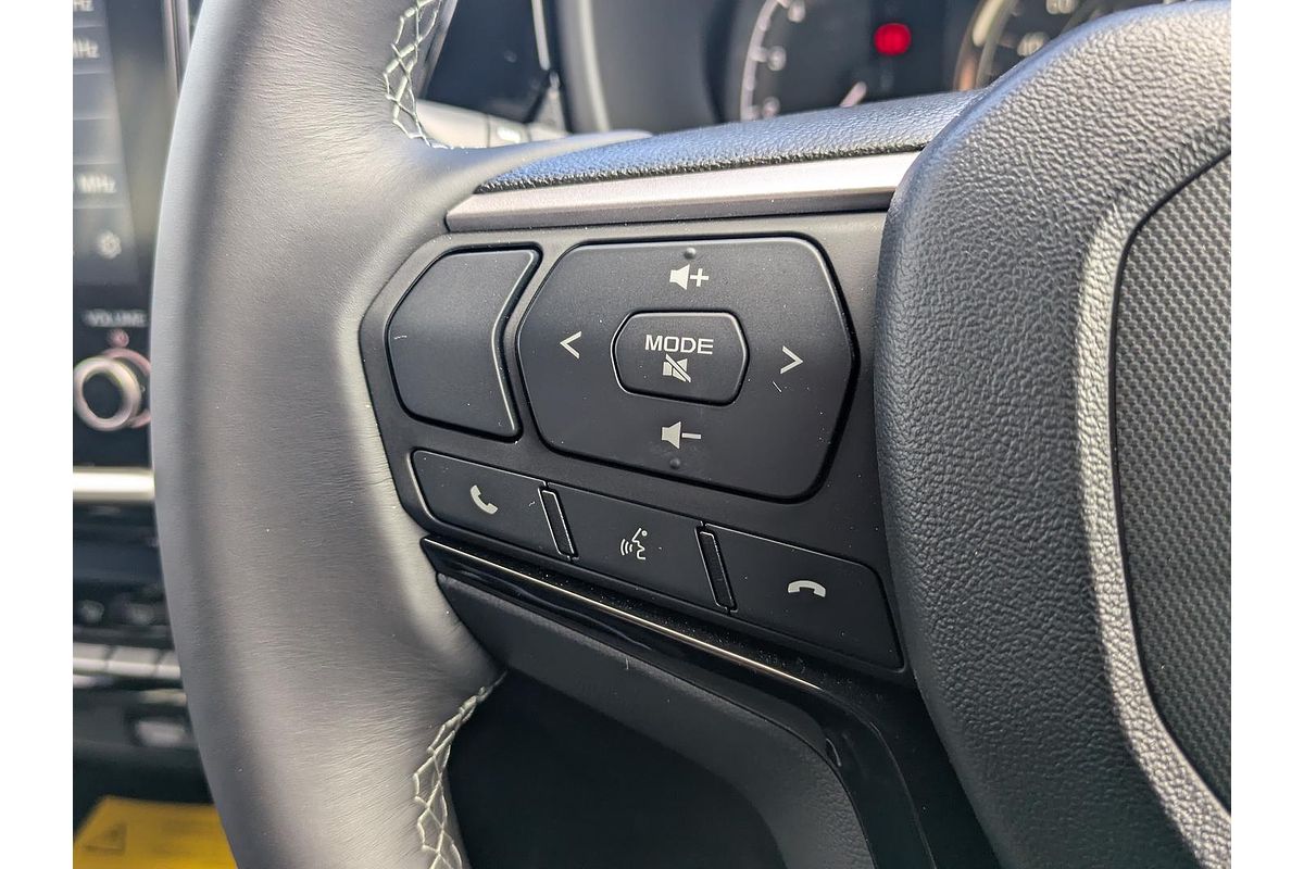 2025 Isuzu MU-X LS-U