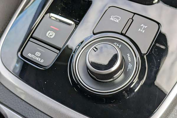 2025 Isuzu MU-X LS-U