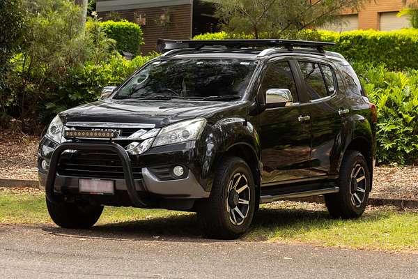 2015 Isuzu MU-X LS-T