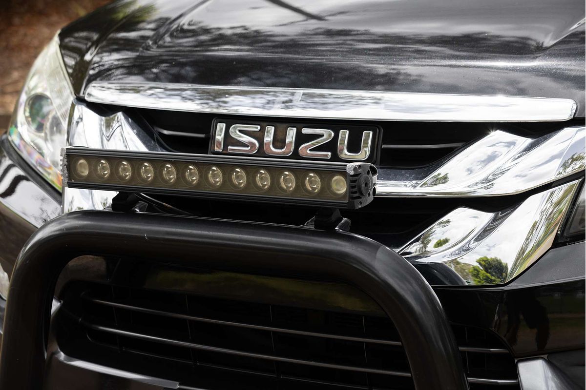 2015 Isuzu MU-X LS-T