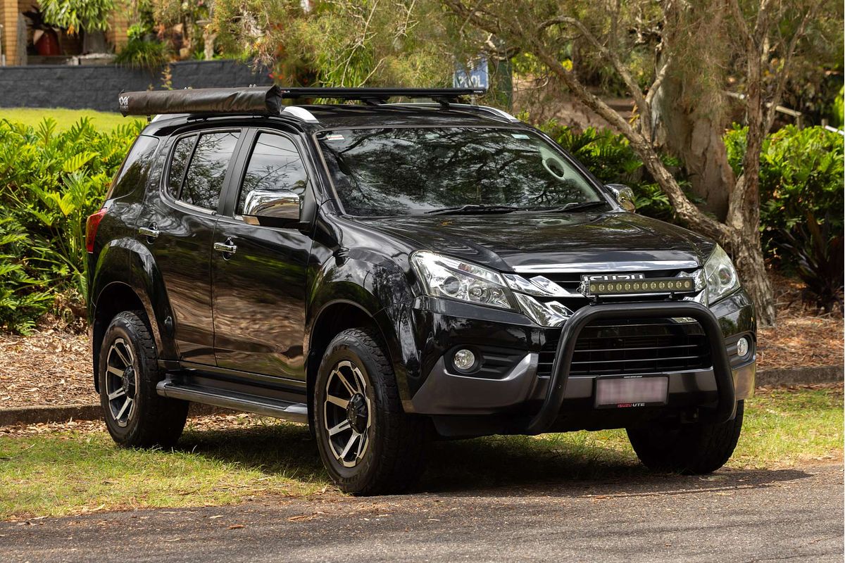 2015 Isuzu MU-X LS-T