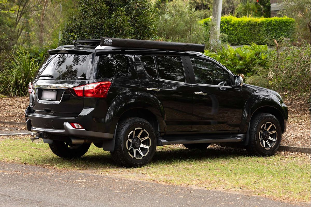 2015 Isuzu MU-X LS-T