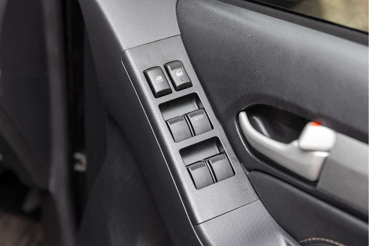 2015 Isuzu MU-X LS-T