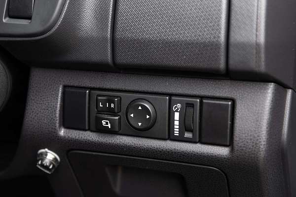 2015 Isuzu MU-X LS-T