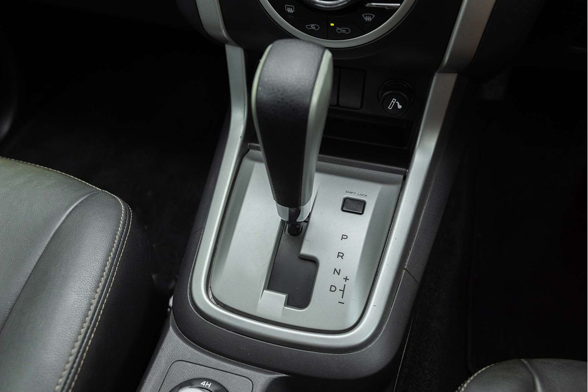 2015 Isuzu MU-X LS-T