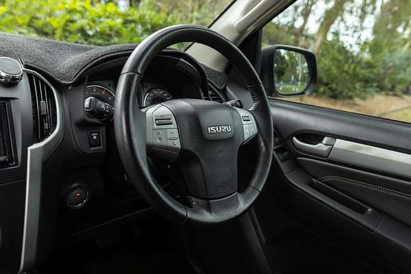 2015 Isuzu MU-X LS-T