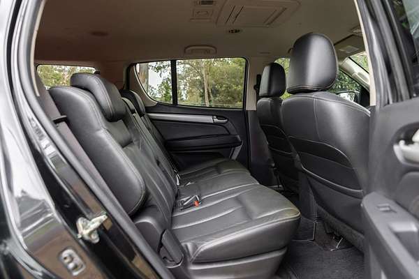 2015 Isuzu MU-X LS-T