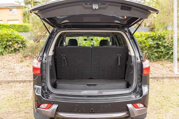 2015 Isuzu MU-X LS-T