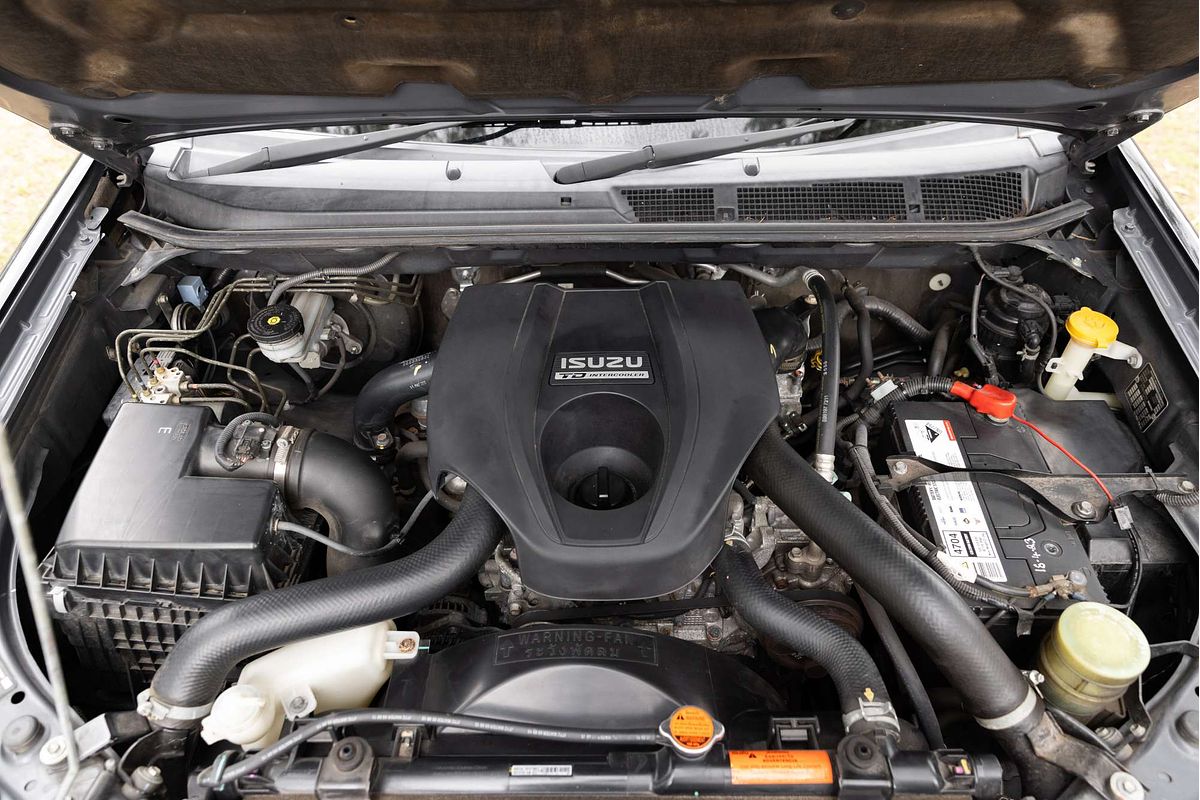 2015 Isuzu MU-X LS-T