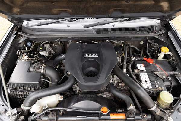 2015 Isuzu MU-X LS-T