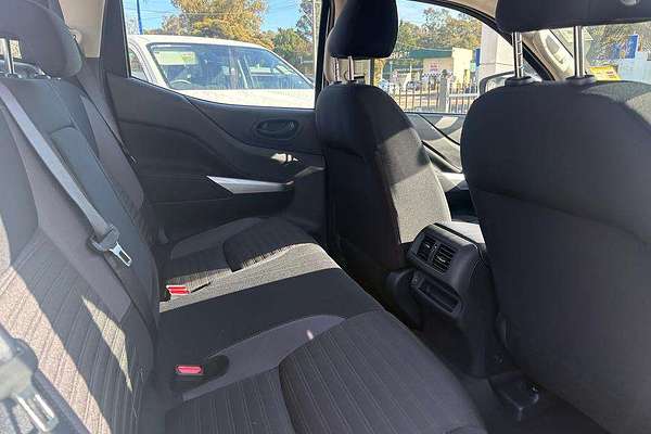 2024 Nissan Navara SL D23 4X4