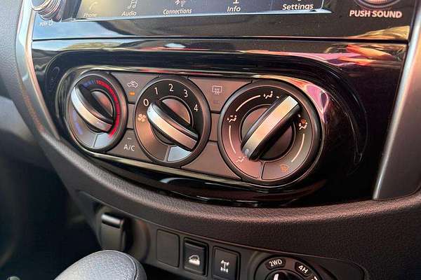 2024 Nissan Navara SL D23 4X4