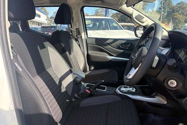 2024 Nissan Navara SL D23 4X4