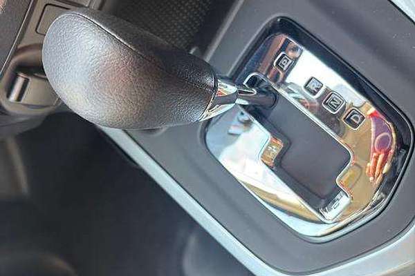 2024 Nissan Navara SL D23 4X4