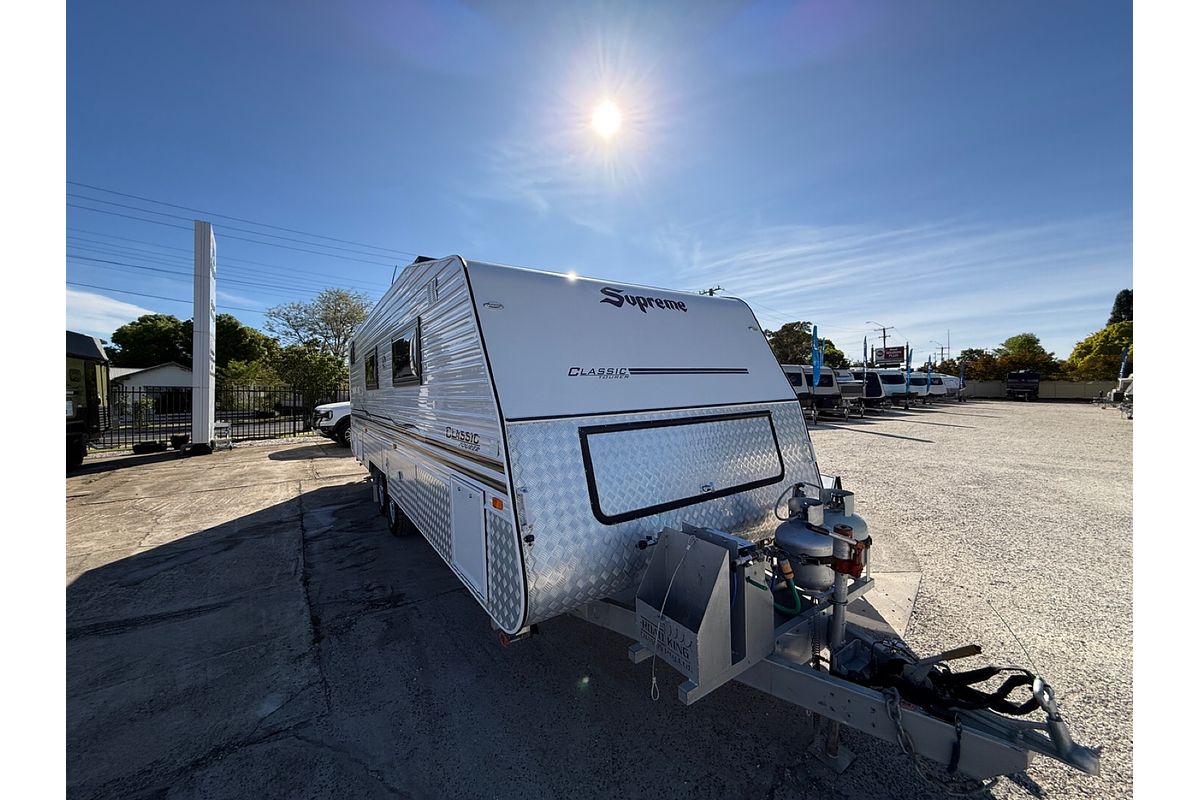 2018 Supreme CLASSIC CARAVAN