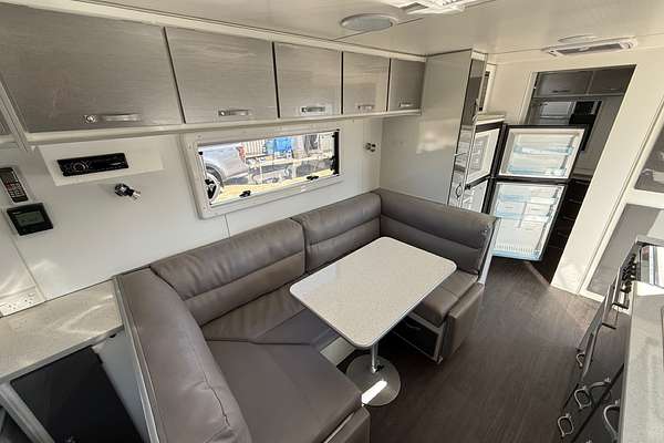 2018 Supreme CLASSIC CARAVAN