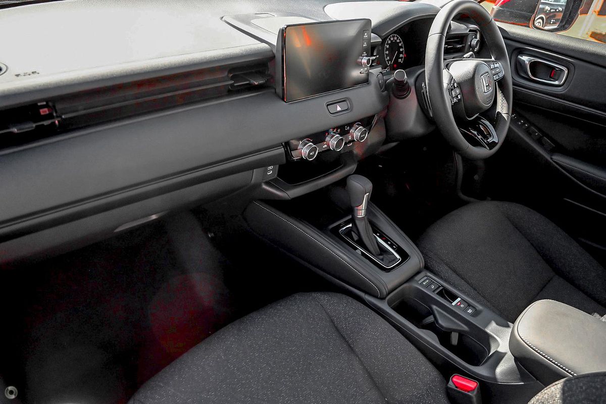 2025 Honda HR-V Vi X