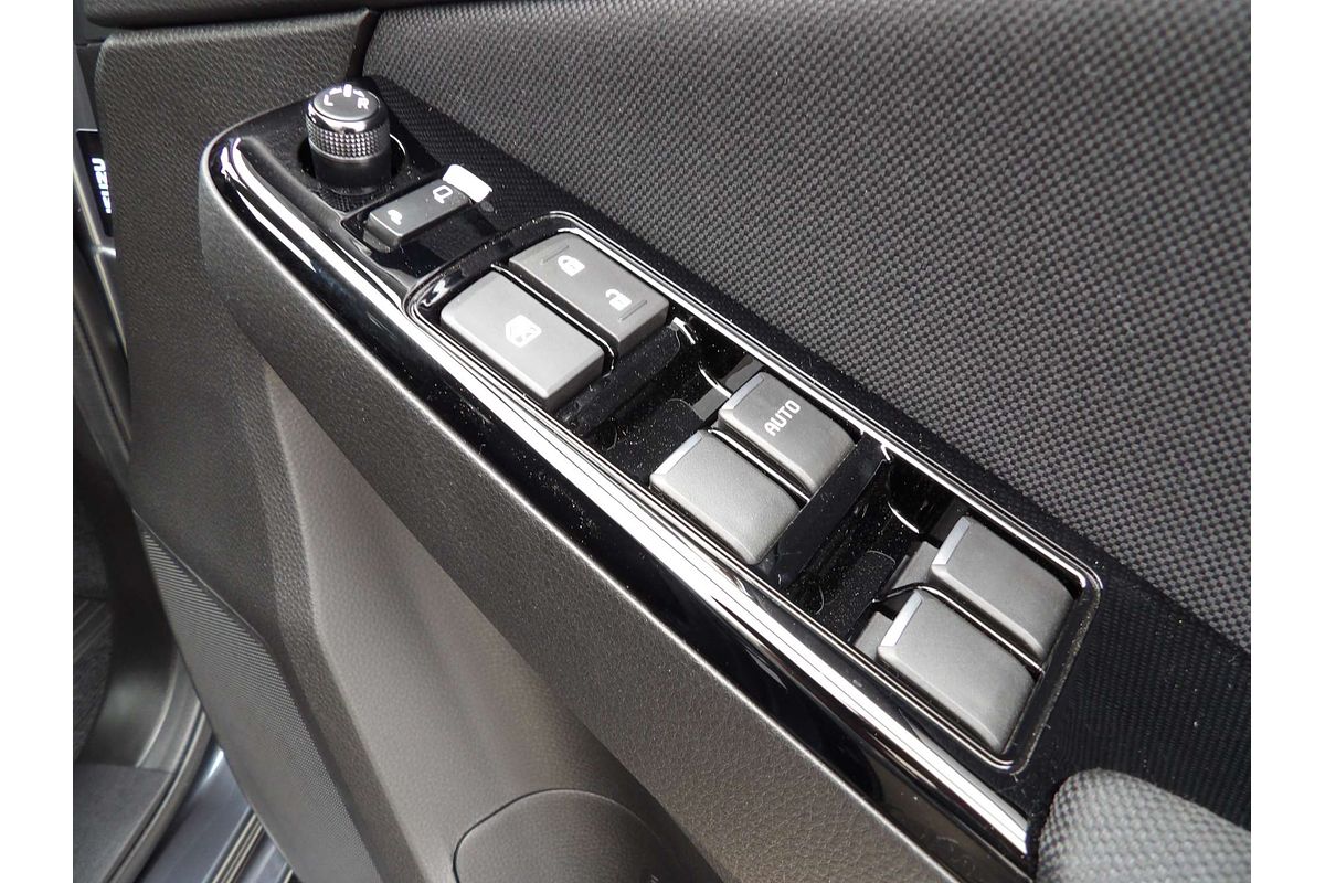 2025 Isuzu MU-X LS-U