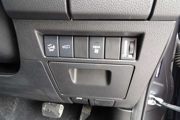 2025 Isuzu MU-X LS-U