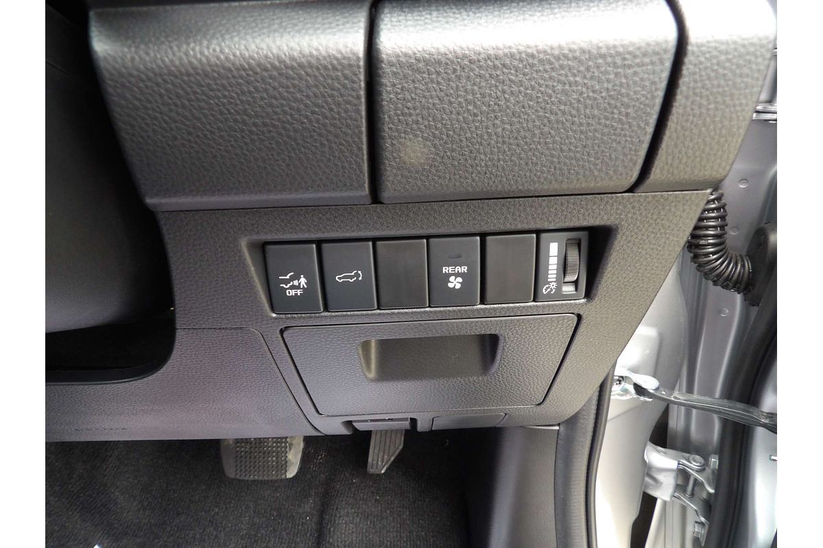 2025 Isuzu MU-X LS-U