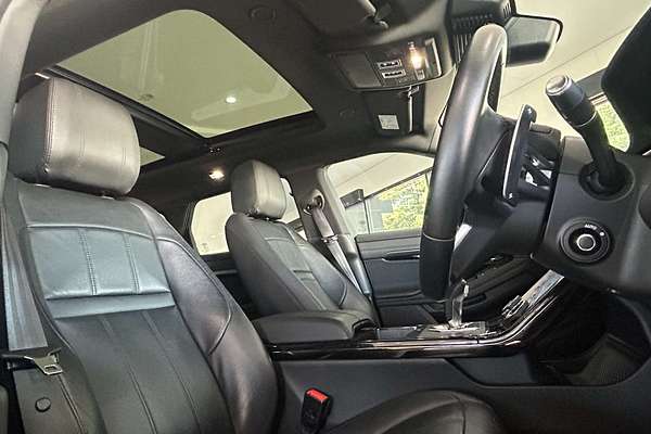 2021 Land Rover Range Rover Evoque P250 R-Dynamic SE L551