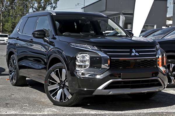 2025 Mitsubishi Outlander Exceed ZM