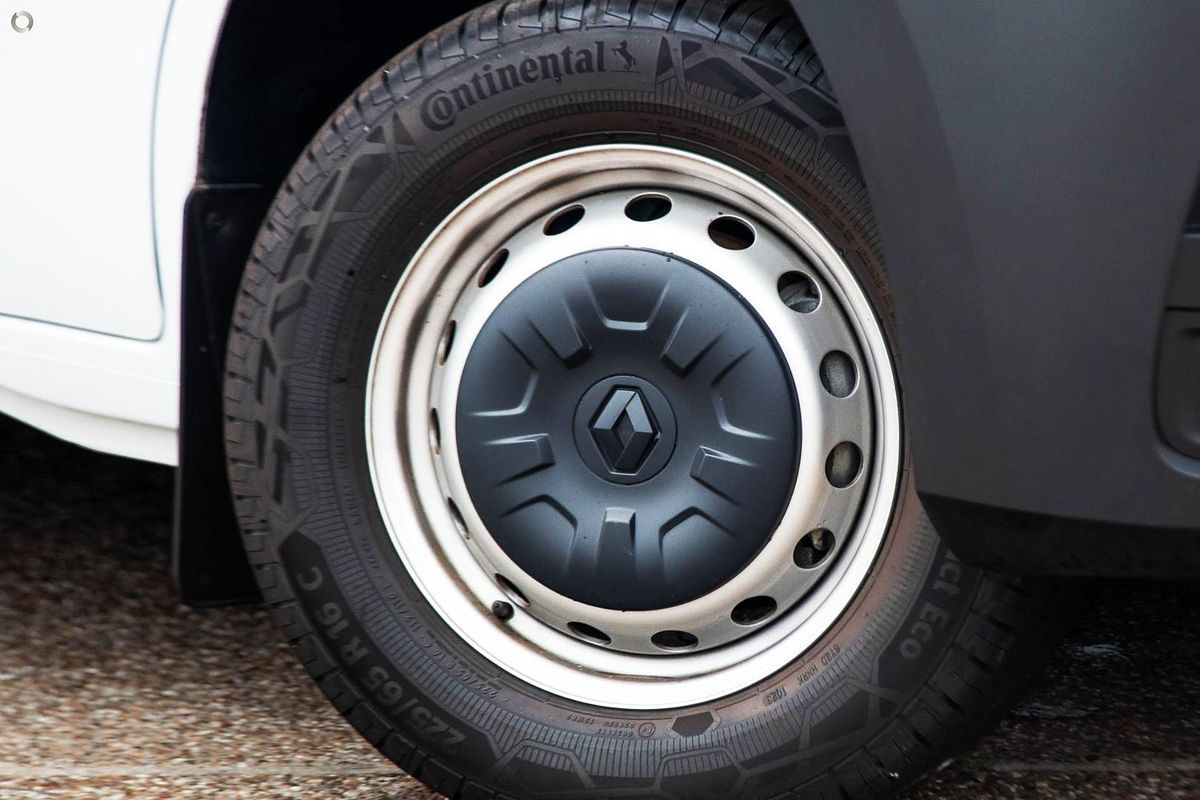 2025 Renault Master Pro 110kW X62 Phase 2 LWB Mid Roof