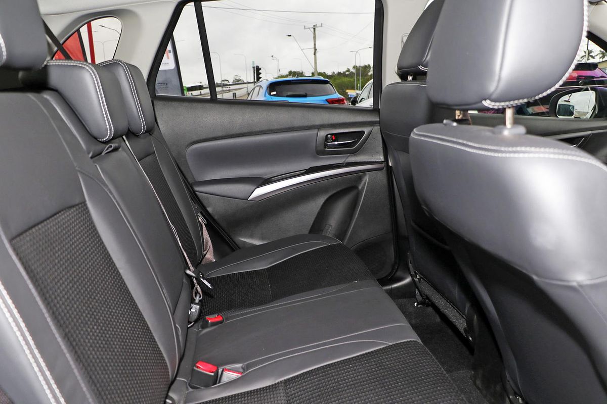 2023 Suzuki S-Cross Plus JYB