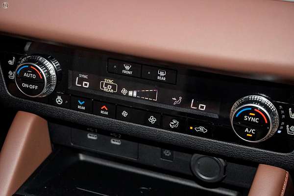 2025 Mitsubishi Outlander Exceed Tourer ZM