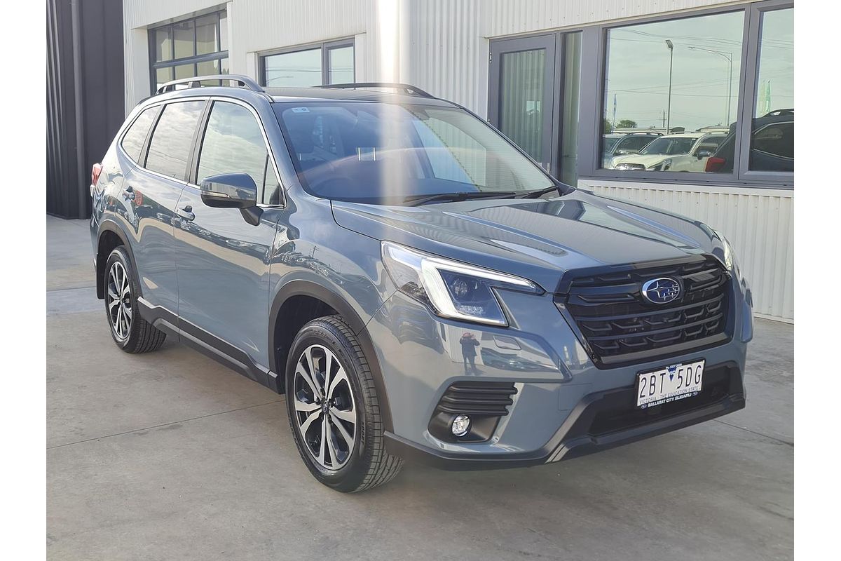 2024 Subaru Forester 2.5i Premium S5