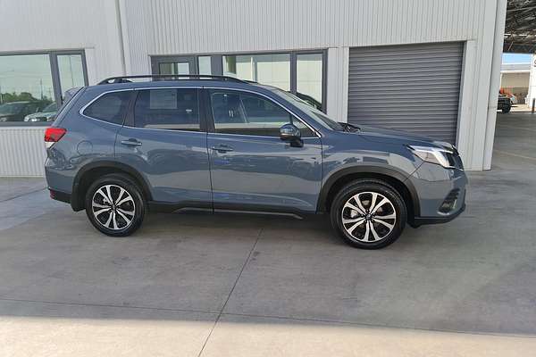 2024 Subaru Forester 2.5i Premium S5