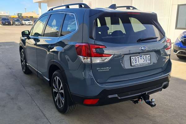 2024 Subaru Forester 2.5i Premium S5