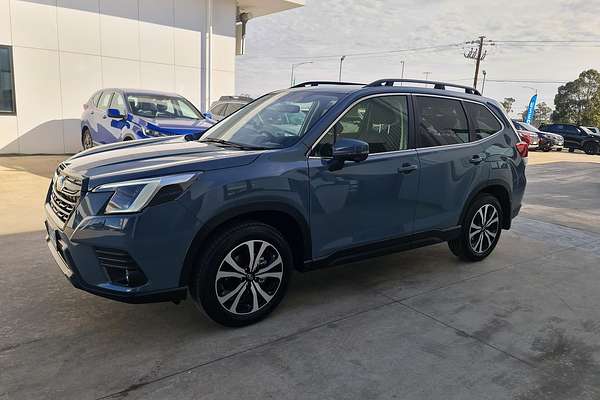 2024 Subaru Forester 2.5i Premium S5