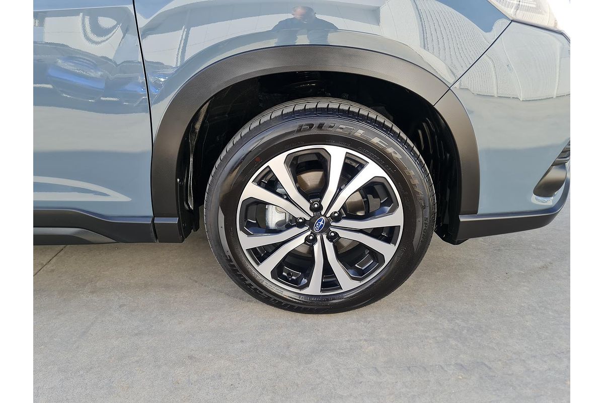 2024 Subaru Forester 2.5i Premium S5