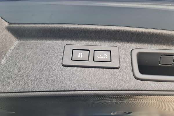 2024 Subaru Forester 2.5i Premium S5