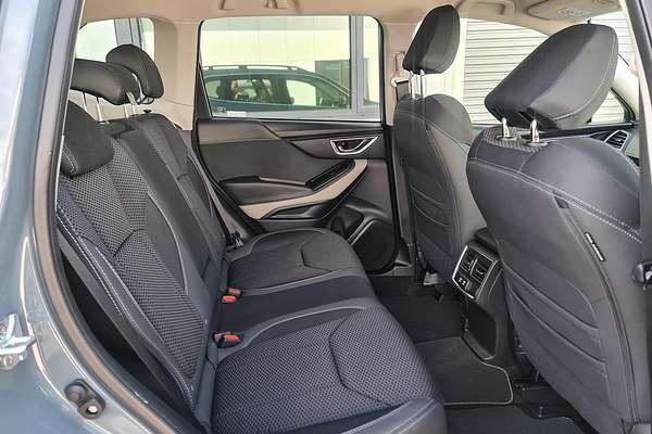 2024 Subaru Forester 2.5i Premium S5