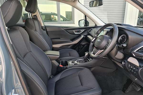 2024 Subaru Forester 2.5i Premium S5