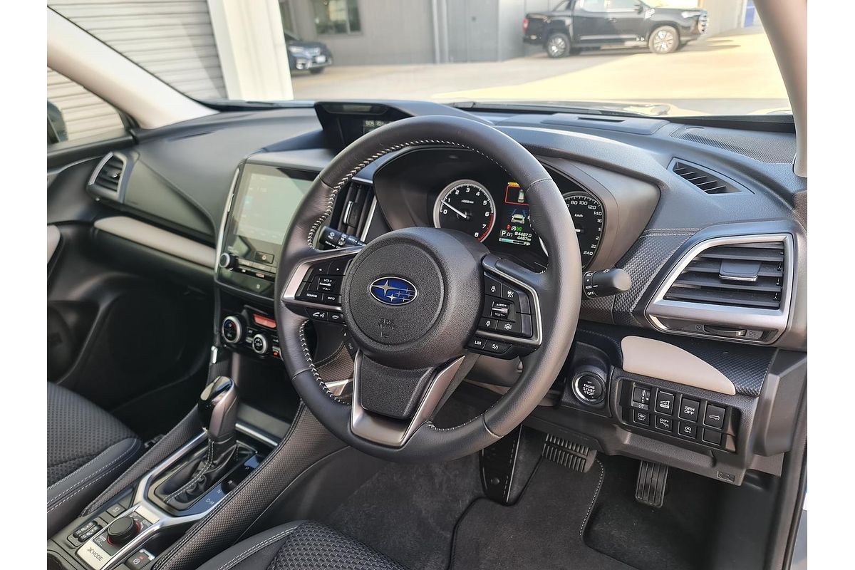 2024 Subaru Forester 2.5i Premium S5