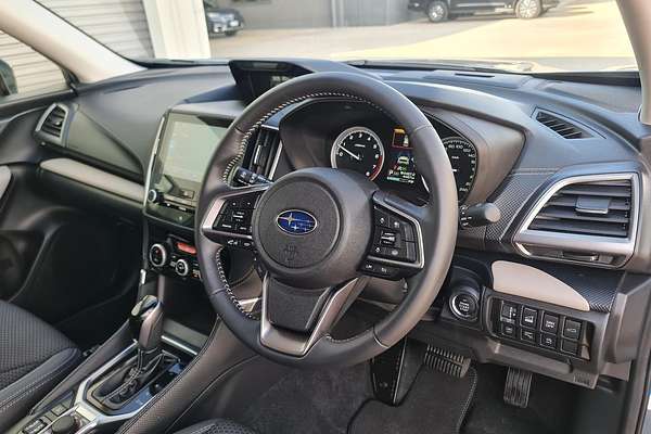 2024 Subaru Forester 2.5i Premium S5