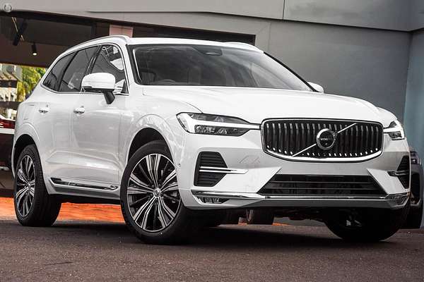2023 Volvo XC60 Ultimate B5 Bright