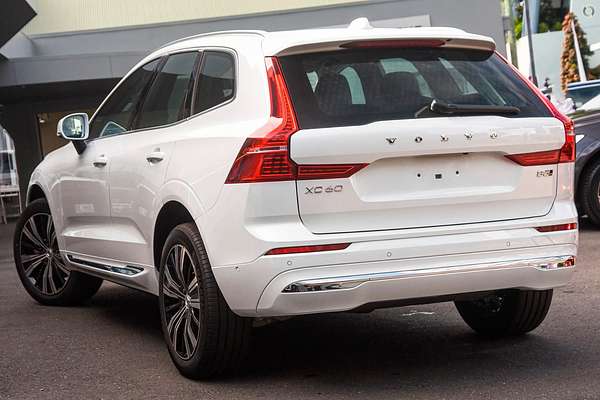 2023 Volvo XC60 Ultimate B5 Bright